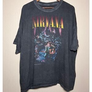 👕 Nirvana Band Graphic Tee – O/S